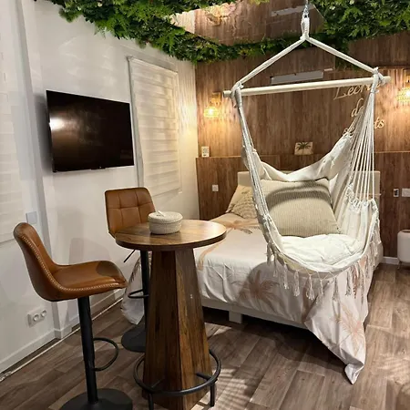 Jacuzzi Privee Love-room-mediterrannee Apartment *