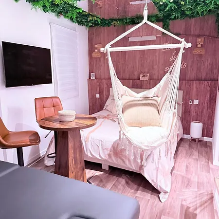 Jacuzzi Privee Love-room-mediterrannee * Florensac