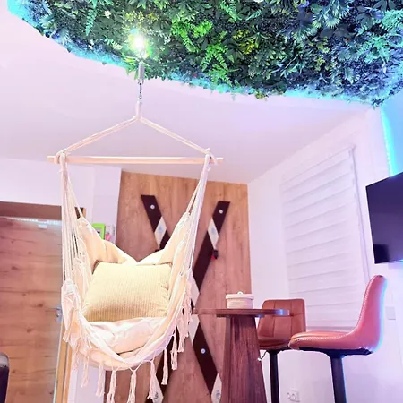 Jacuzzi Privee Love-room-mediterrannee *