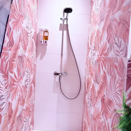 Jacuzzi Privee Love-room-mediterrannee *